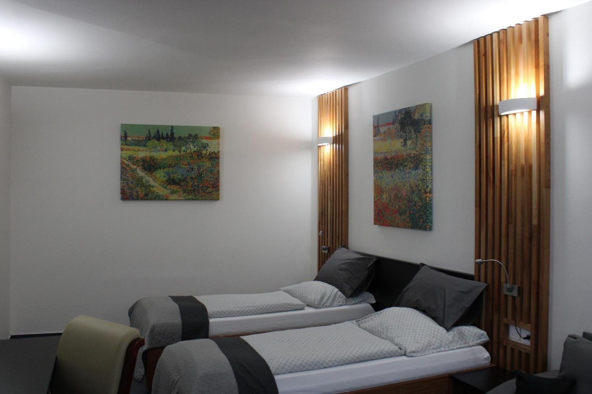 Hotel P7 Lucenec Ngoại thất bức ảnh